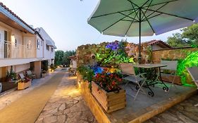 Apartments Tina Free Transfer From-To The Airport