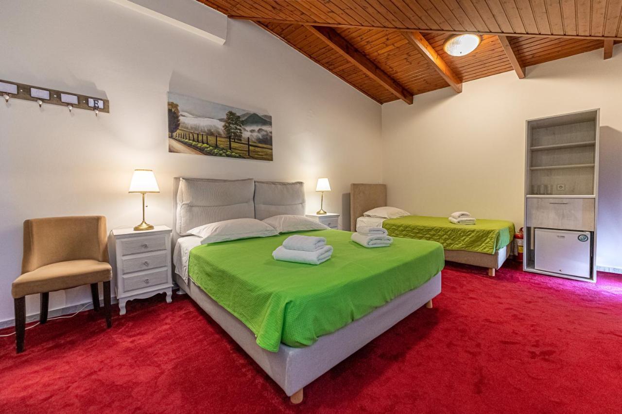 Apartments Tina Free Transfer From-To The Airport Spata  Exterior photo