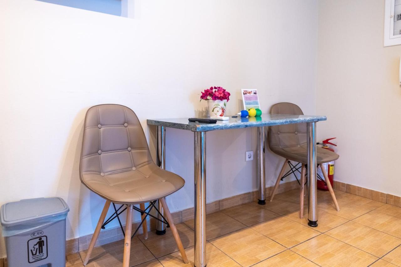 Apartments Tina Free Transfer From-To The Airport Spata  Exterior photo