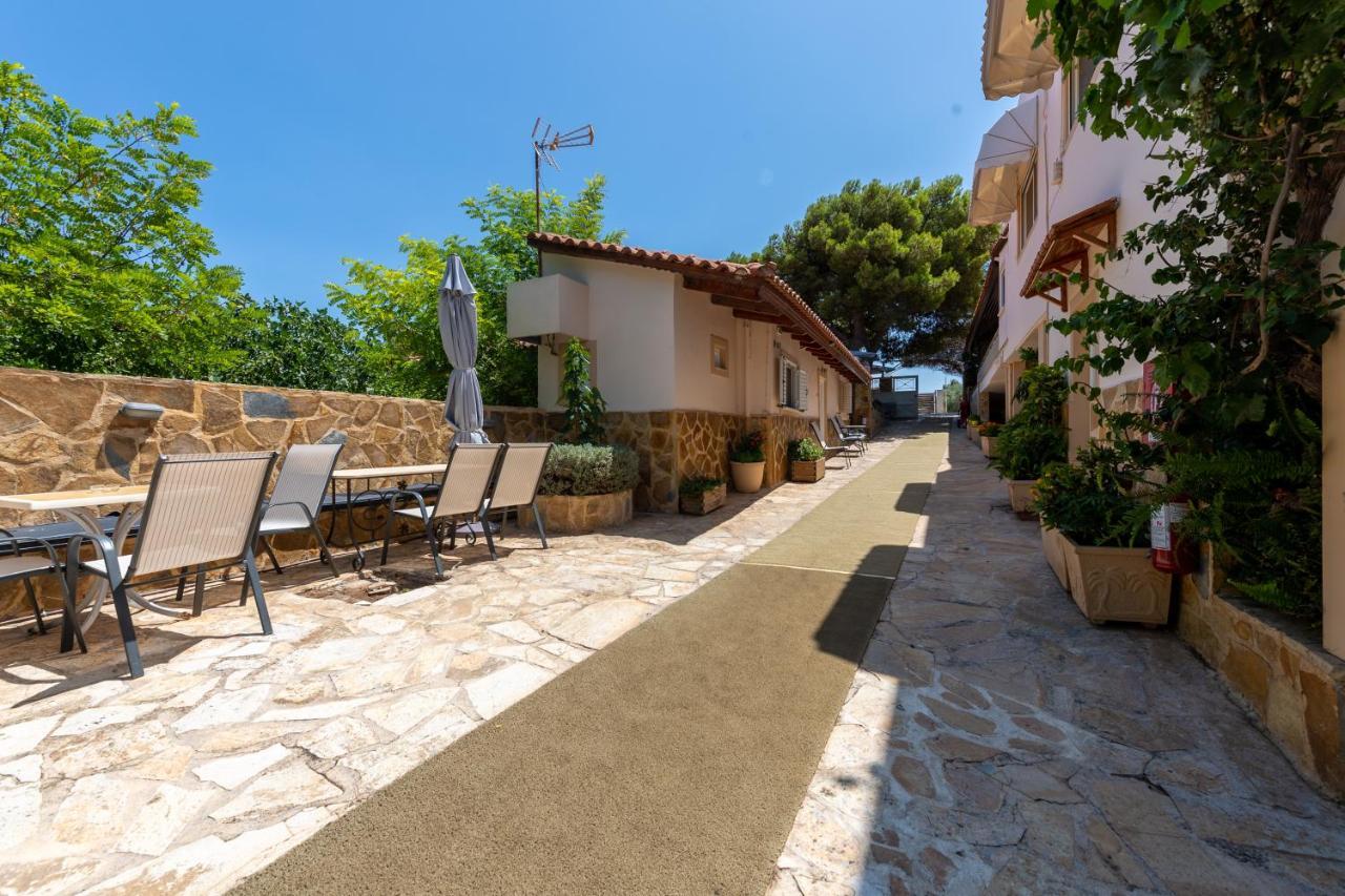 Apartments Tina Free Transfer From-To The Airport Spata  Exterior photo